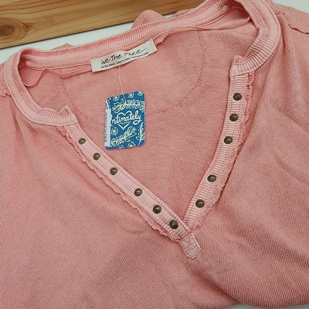 Free People 100% Cotton Studded Henley V Neck Top,Peach/Pink color, XS, NWT - Picture 8 of 13